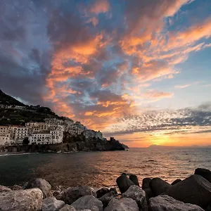 amalfi-luxury-house.hotels-amalfi.com/